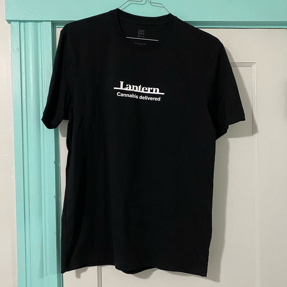 Lantern men’s t-shirt- New without tags